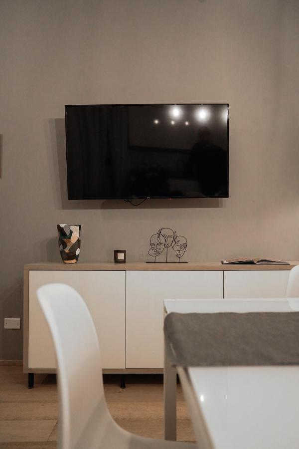 Bubi House Porta Romana มิลาน ภายนอก รูปภาพ