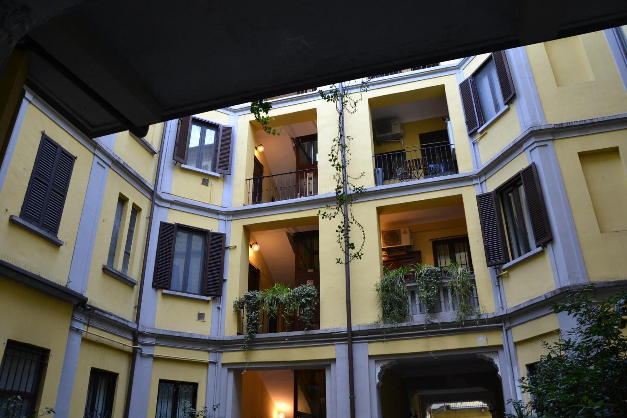 Bubi House Porta Romana มิลาน ภายนอก รูปภาพ