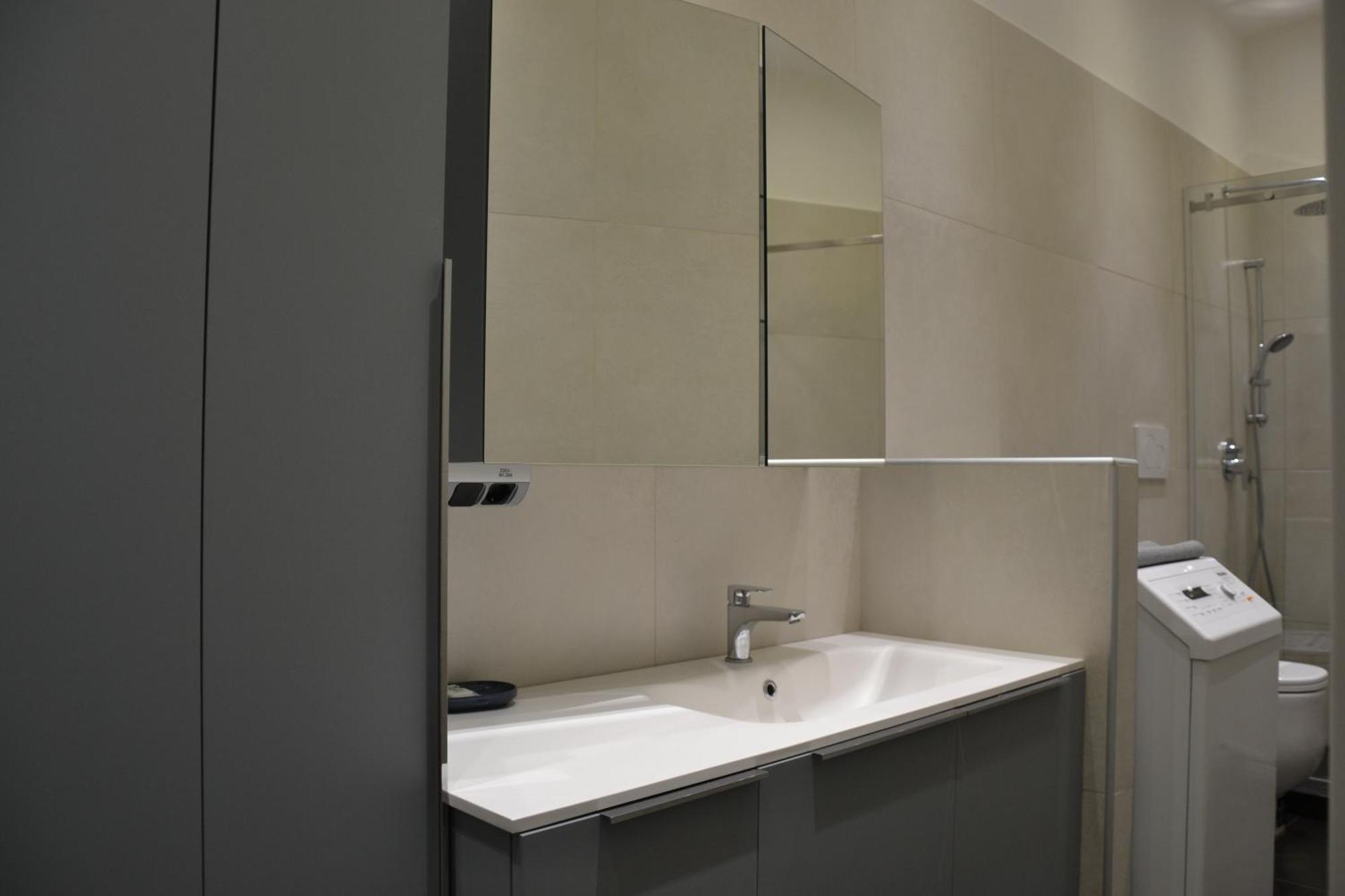 Bubi House Porta Romana มิลาน ภายนอก รูปภาพ