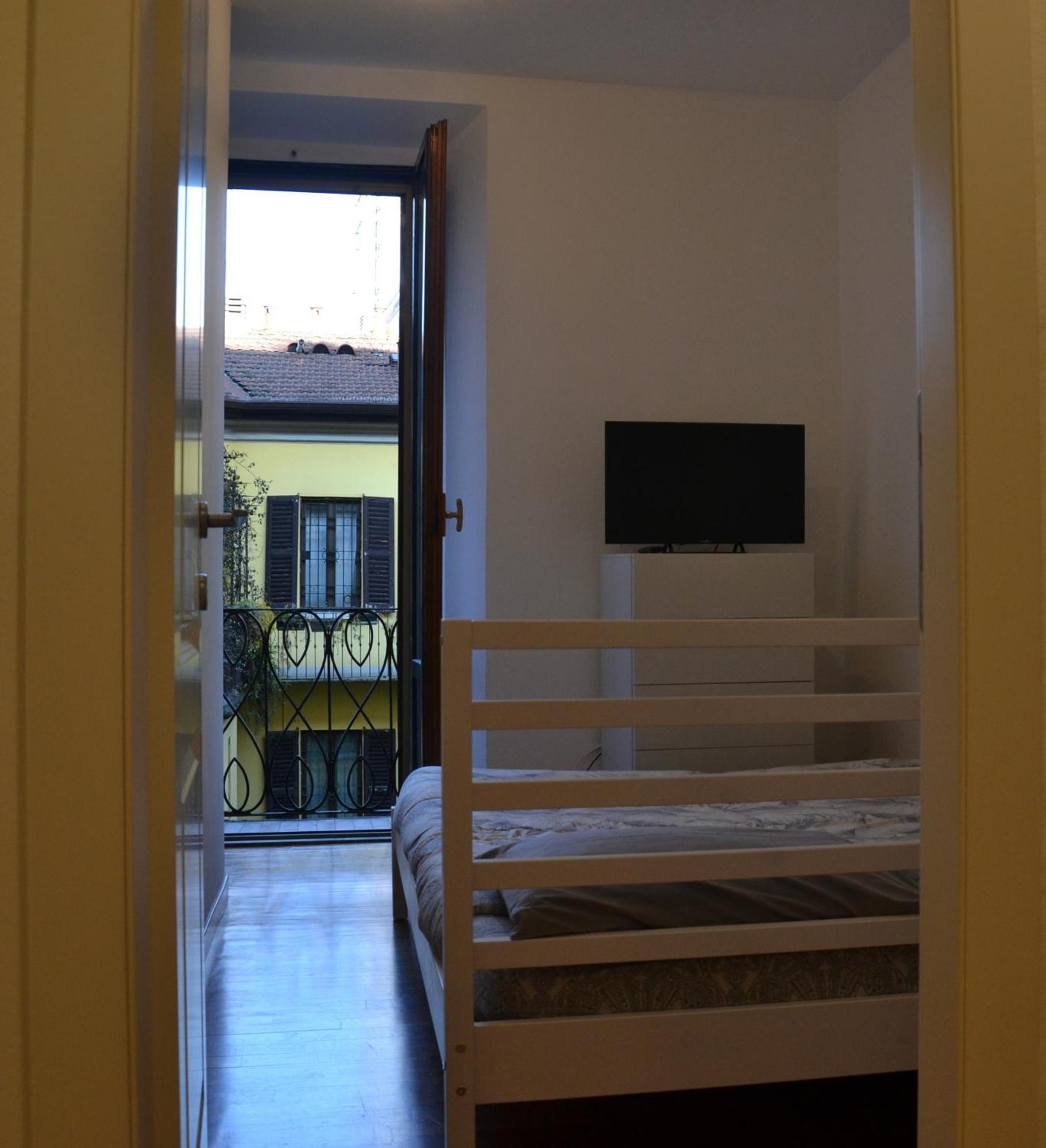 Bubi House Porta Romana มิลาน ภายนอก รูปภาพ